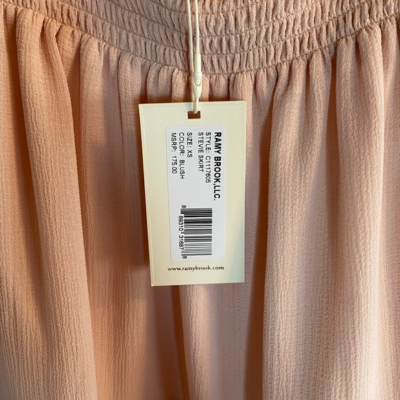 Stevie Skirt - Picture 2 of 6